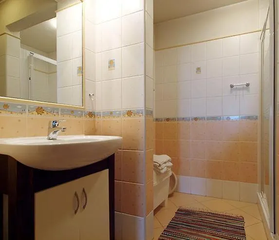 아파트 Kanada 자코파네